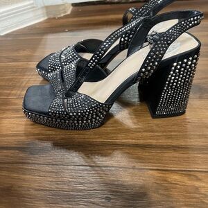 Vince Camuto Black Studded Platform Sandals
